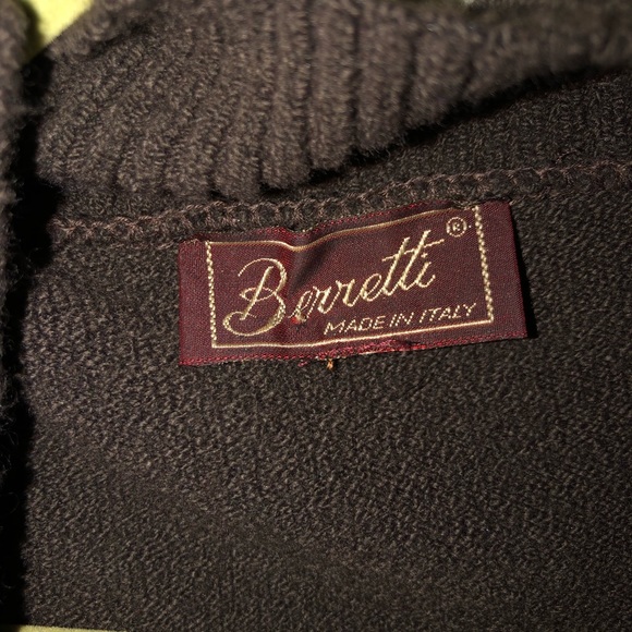 Sweater - Picture 2 of 4